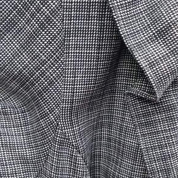 The Limited Ruffled wrap dress black and white - Picture 2 of 4